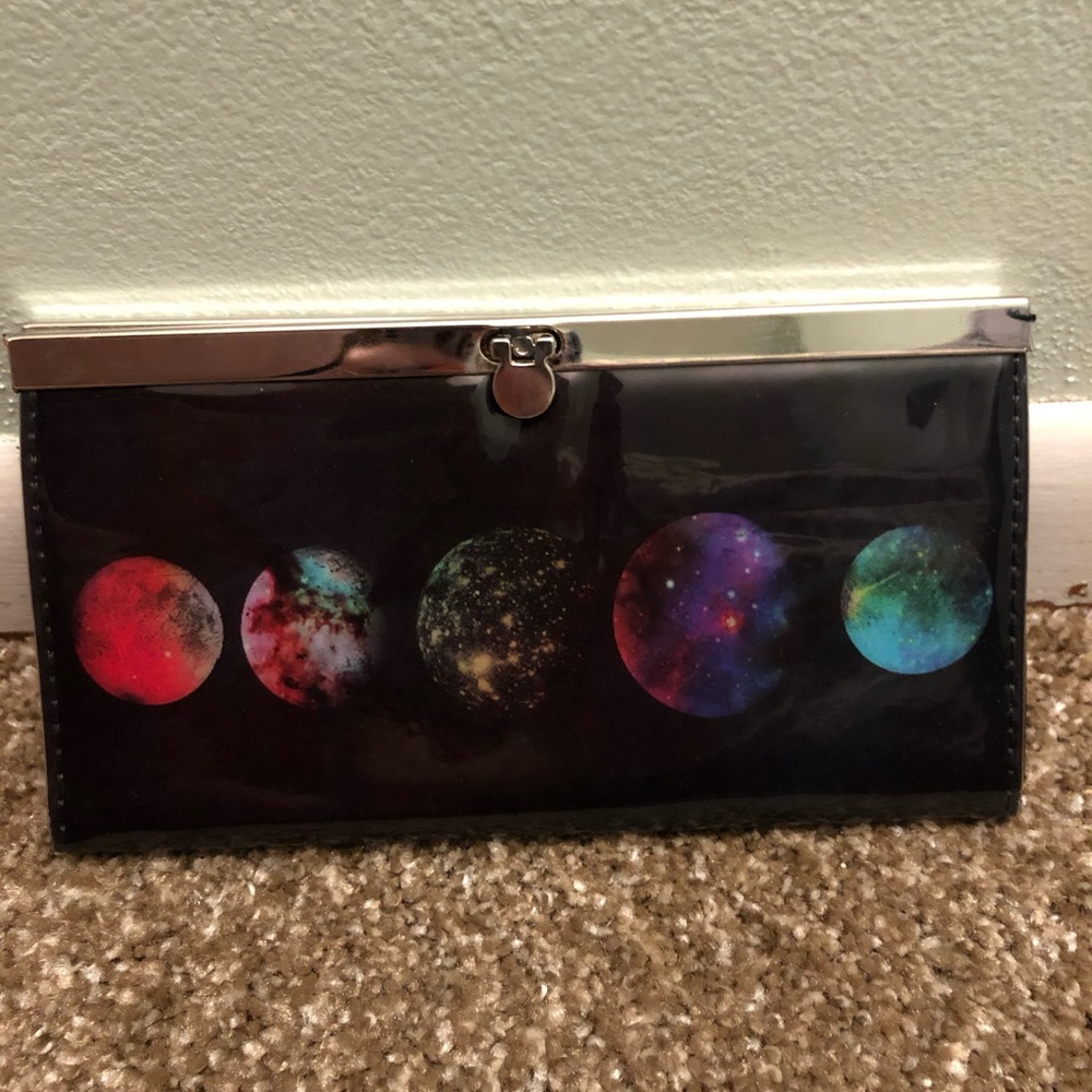 Planets Wallet